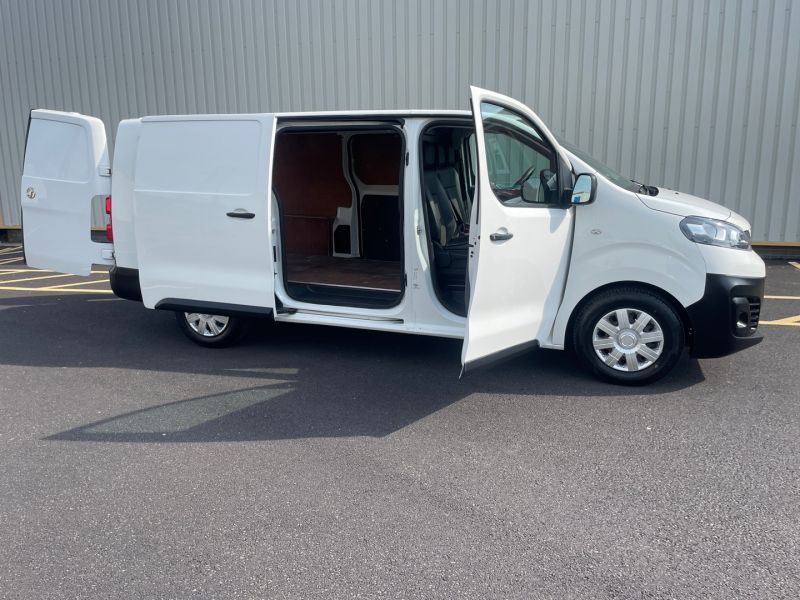 VAUXHALL VIVARO L2H1 2900 DYNAMIC S/S - 3314 - 22