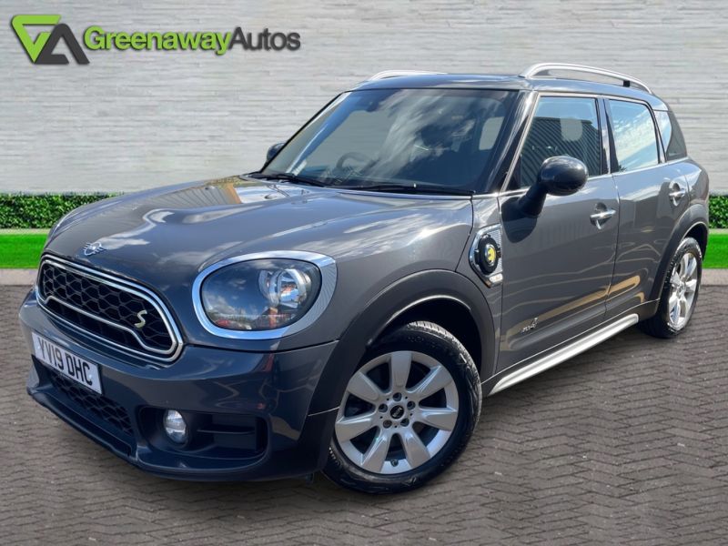 Used MINI COUNTRYMAN in Pontypridd, Wales for sale