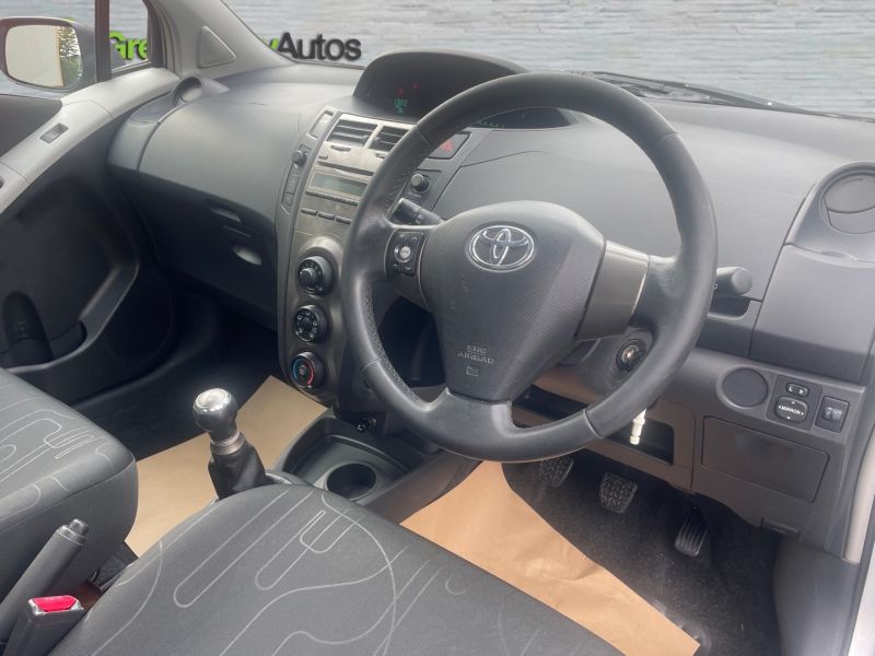 TOYOTA YARIS T2 VVT-I - 3414 - 17