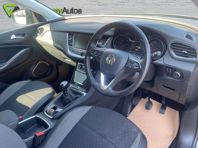 VAUXHALL GRANDLAND X SPORT NAV S/S STUNNING EXAMPLE - 3354 - 20