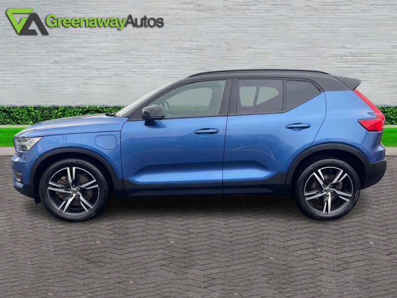 VOLVO XC40 RECHARGE T4 R-DESIGN - 3421 - 9