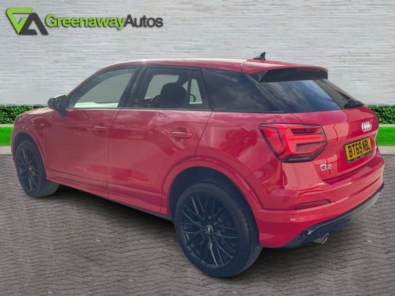 AUDI Q2 TFSI S LINE BLACK EDITION GREAT COLOUR TANGO RED - 3364 - 10